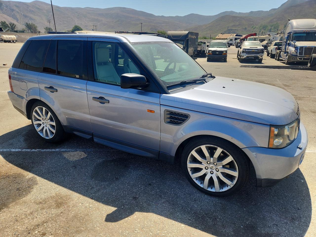 2008 Land Rover Range Rover Sport Hse Silver vin: SALSK25418A150028