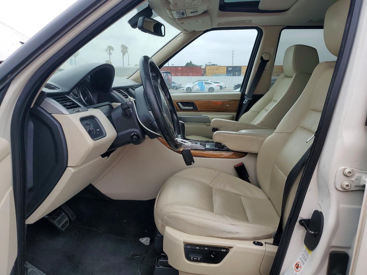 2008 Land Rover Range Rover Sport Hse White vin: SALSK25418A152362