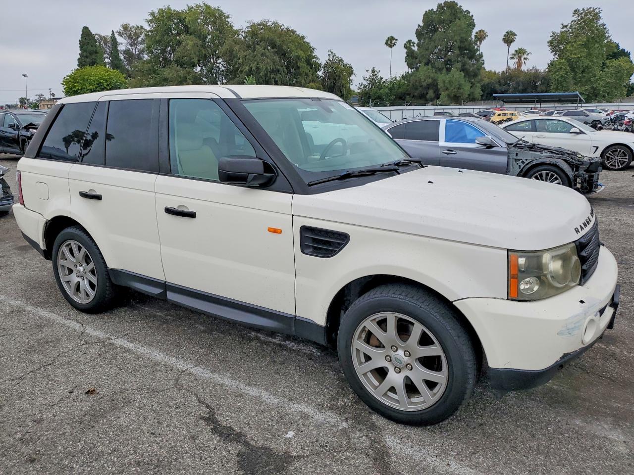 2008 Land Rover Range Rover Sport Hse White vin: SALSK25418A152362