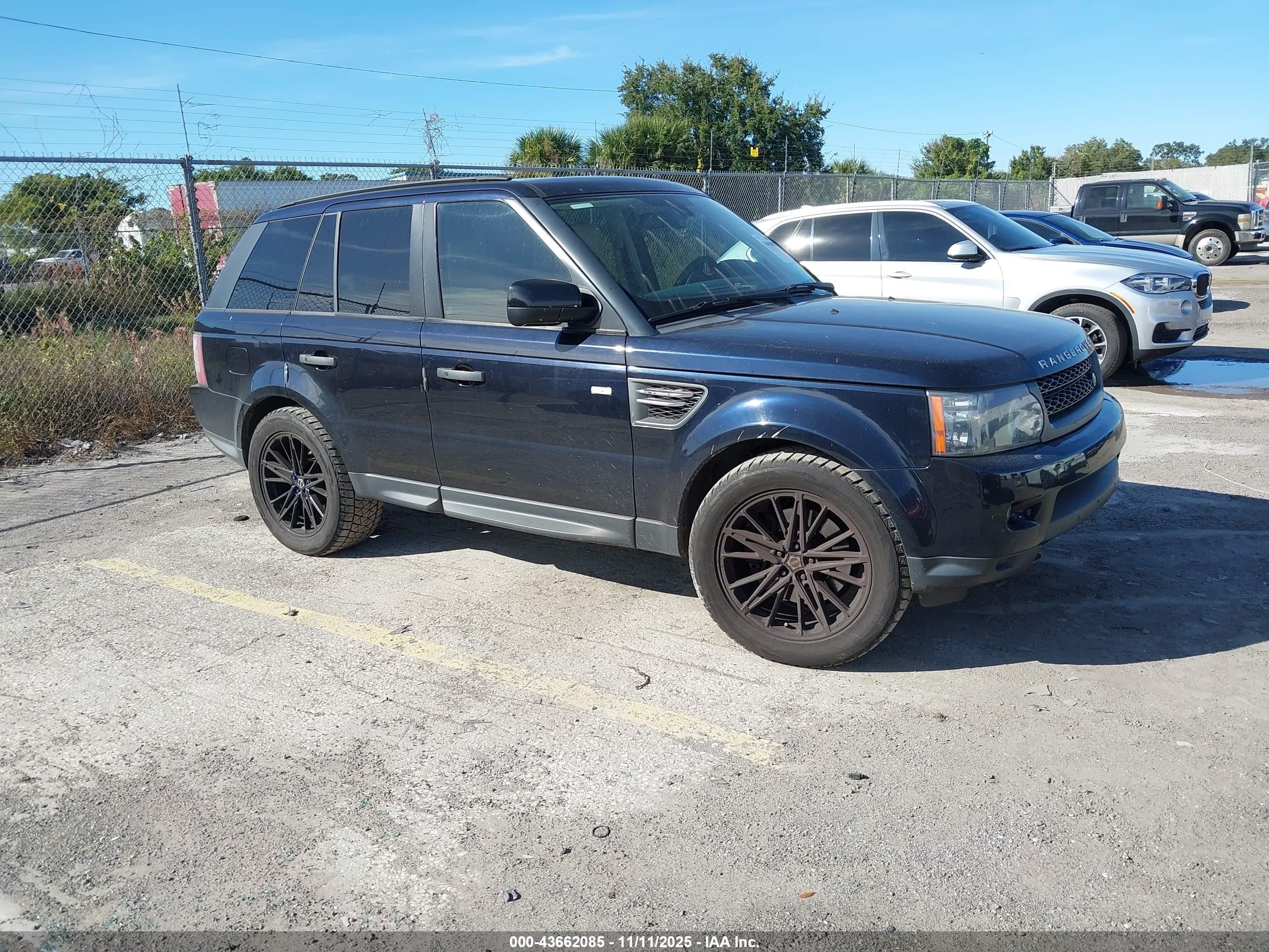 SALSK2D40AA216883