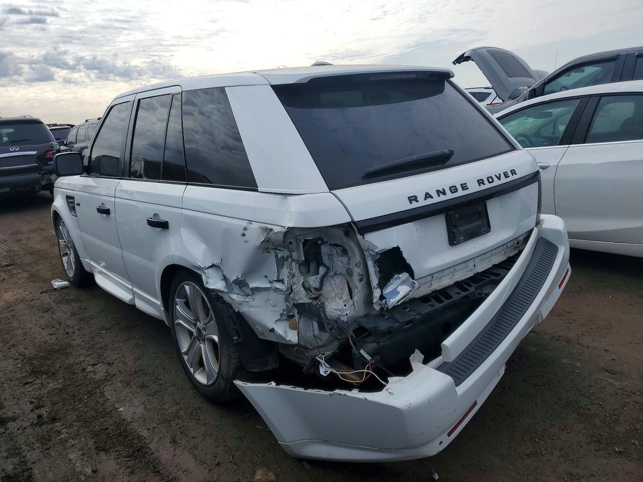 2012 Land Rover Range Rover Sport Hse Luxury White vin: SALSK2D40CA753904