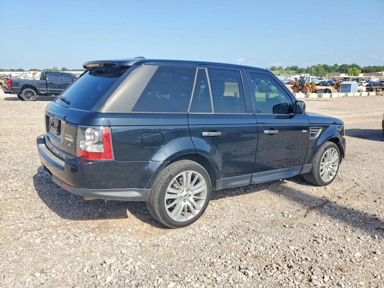 2011 Land Rover Range Rover Sport Lux Black vin: SALSK2D41BA712809