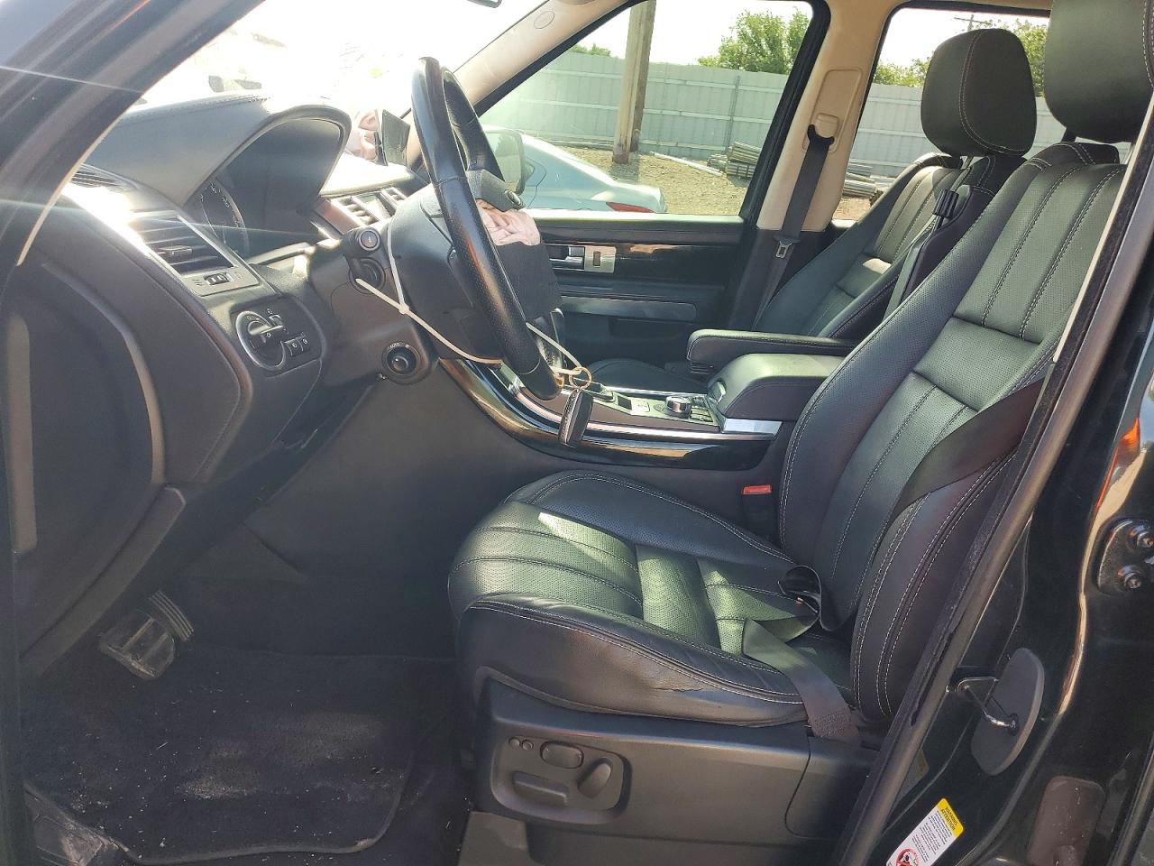 2011 Land Rover Range Rover Sport Lux Black vin: SALSK2D41BA712809