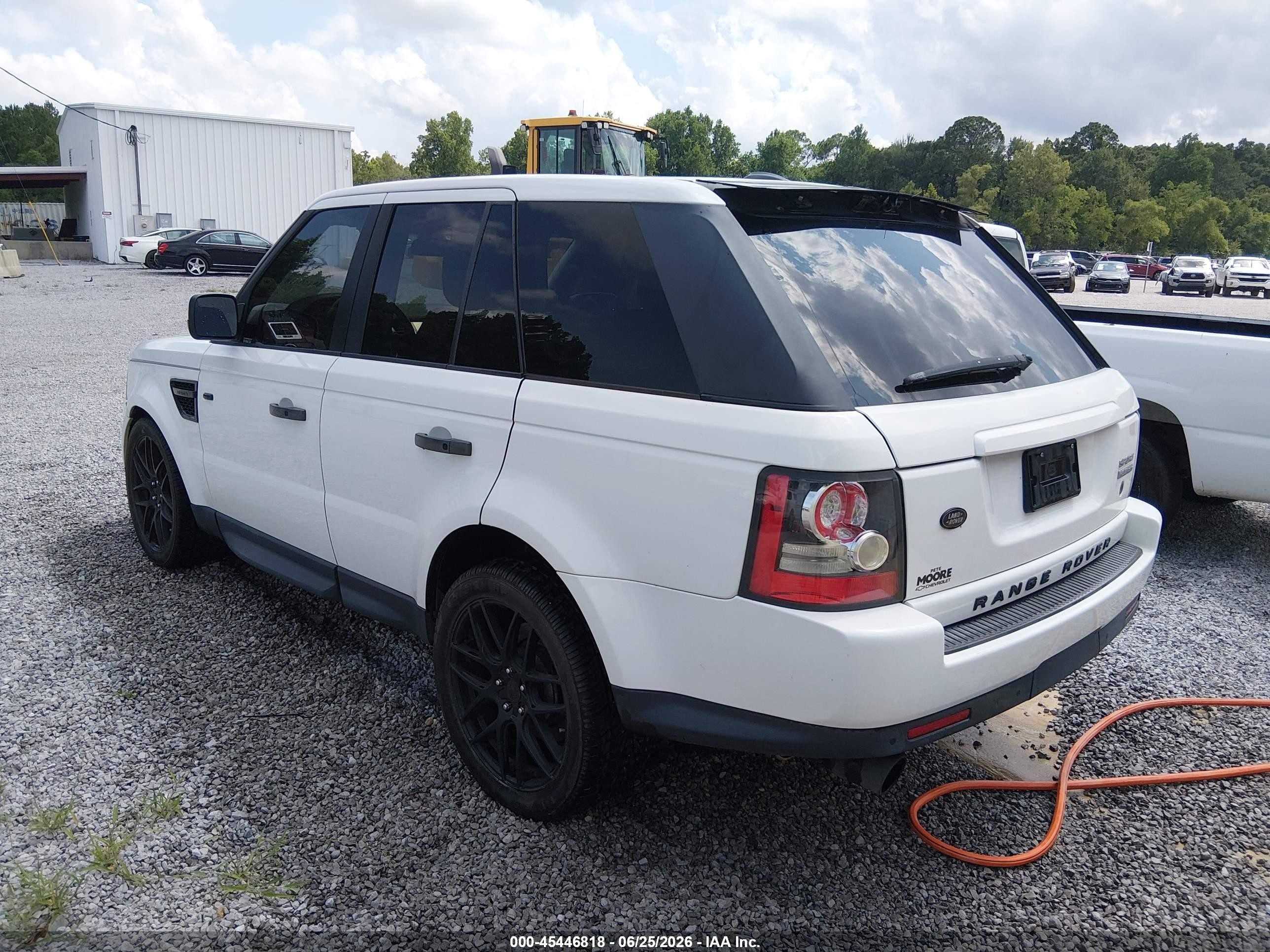 2011 Land Rover Range Rover Sport Hse White vin: SALSK2D43BA266162