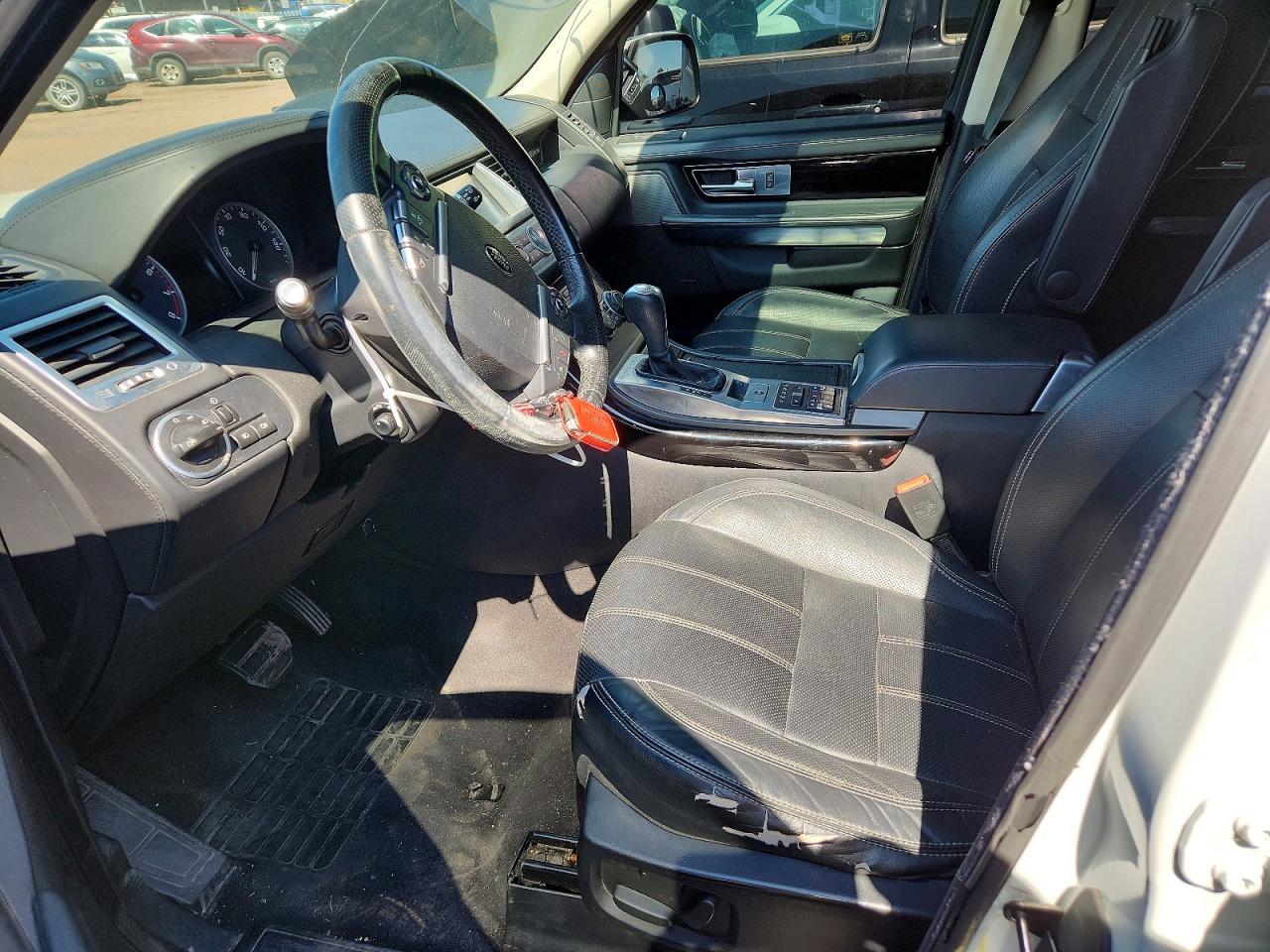 2012 Land Rover Range Rover Sport Hse Luxury White vin: SALSK2D43CA722923