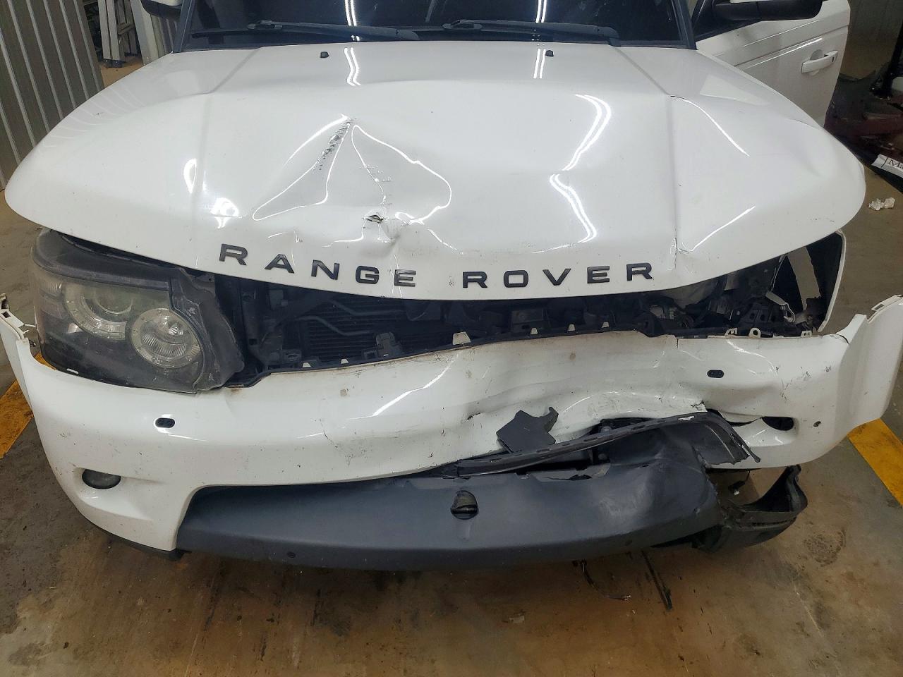 2012 Land Rover Range Rover Sport Hse Luxury White vin: SALSK2D43CA754898