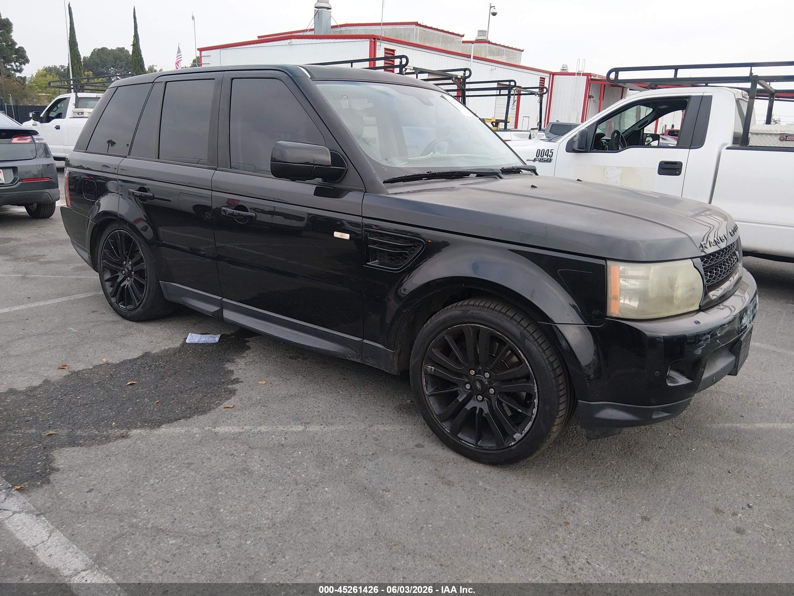 SALSK2D44AA251586
