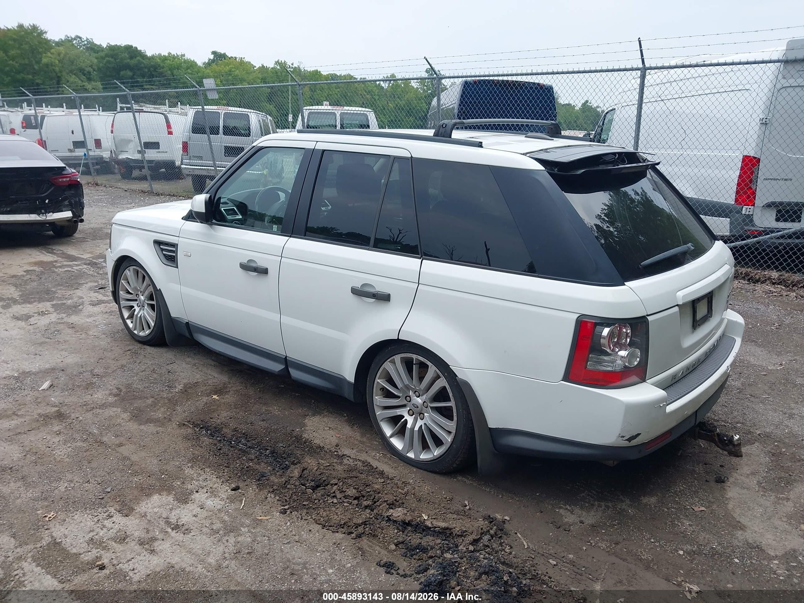2011 Land Rover Range Rover Sport Hse White vin: SALSK2D44BA287523