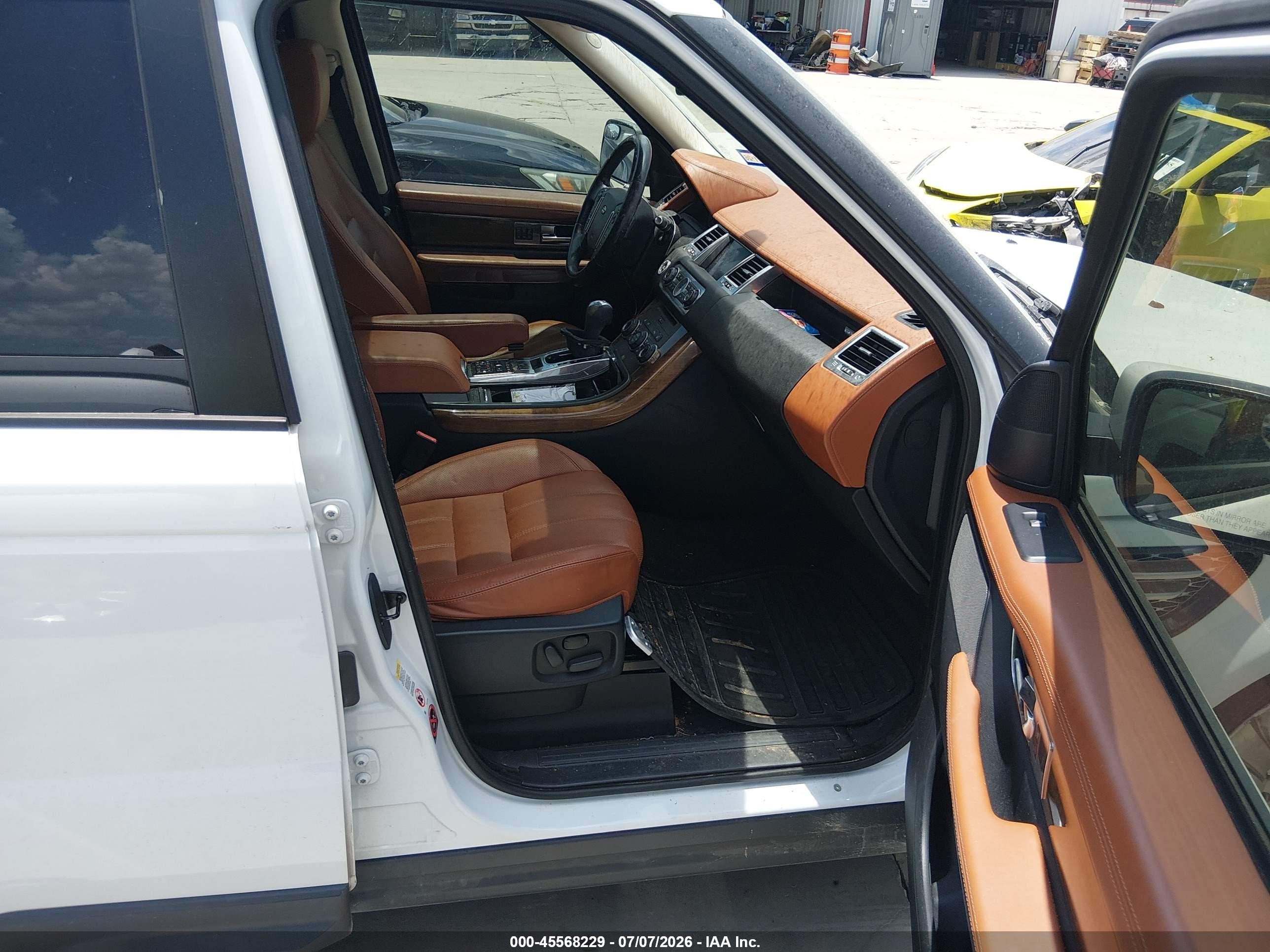 2012 Land Rover Range Rover Sport Hse White vin: SALSK2D44CA746695