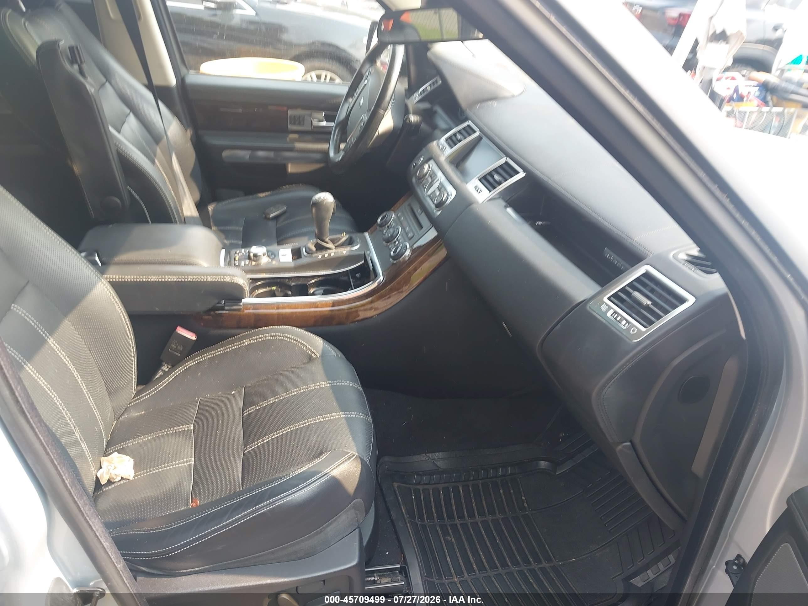 2011 Land Rover Range Rover Sport Hse Silver vin: SALSK2D45BA264042