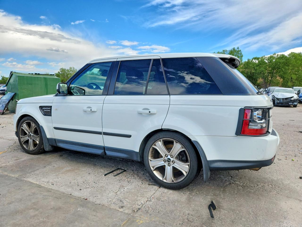 2012 Land Rover Range Rover Sport Hse Luxury White vin: SALSK2D45CA743868