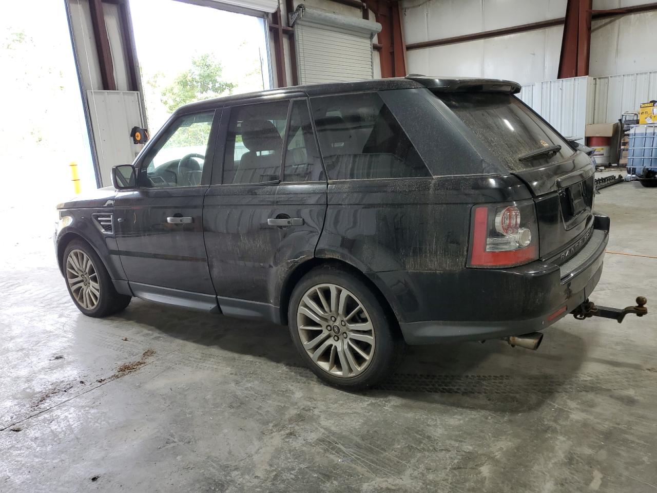 2010 Land Rover Range Rover Sport Lux Black vin: SALSK2D46AA256241