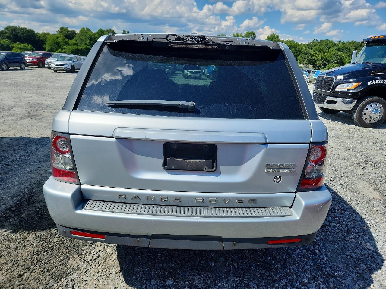 2011 Land Rover Range Rover Sport Lux Silver vin: SALSK2D46BA286759