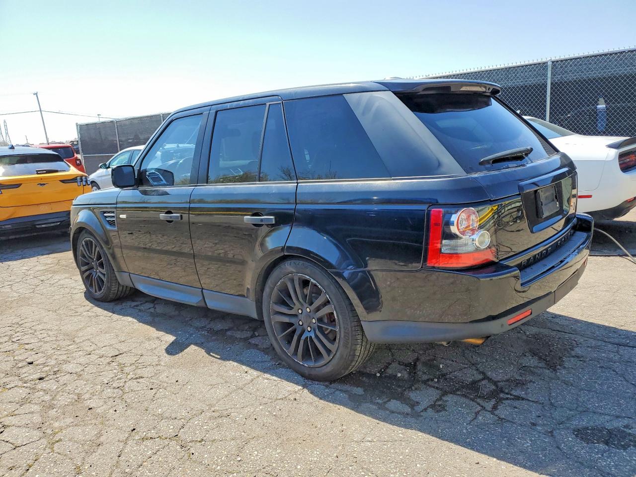 2011 Land Rover Range Rover Sport Lux Black vin: SALSK2D47BA259604