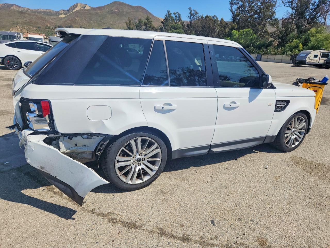2012 Land Rover Range Rover Sport Hse Luxury White vin: SALSK2D47CA722455