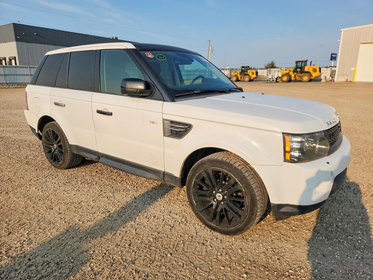 2011 Land Rover Range Rover Sport Lux White vin: SALSK2D48BA283149