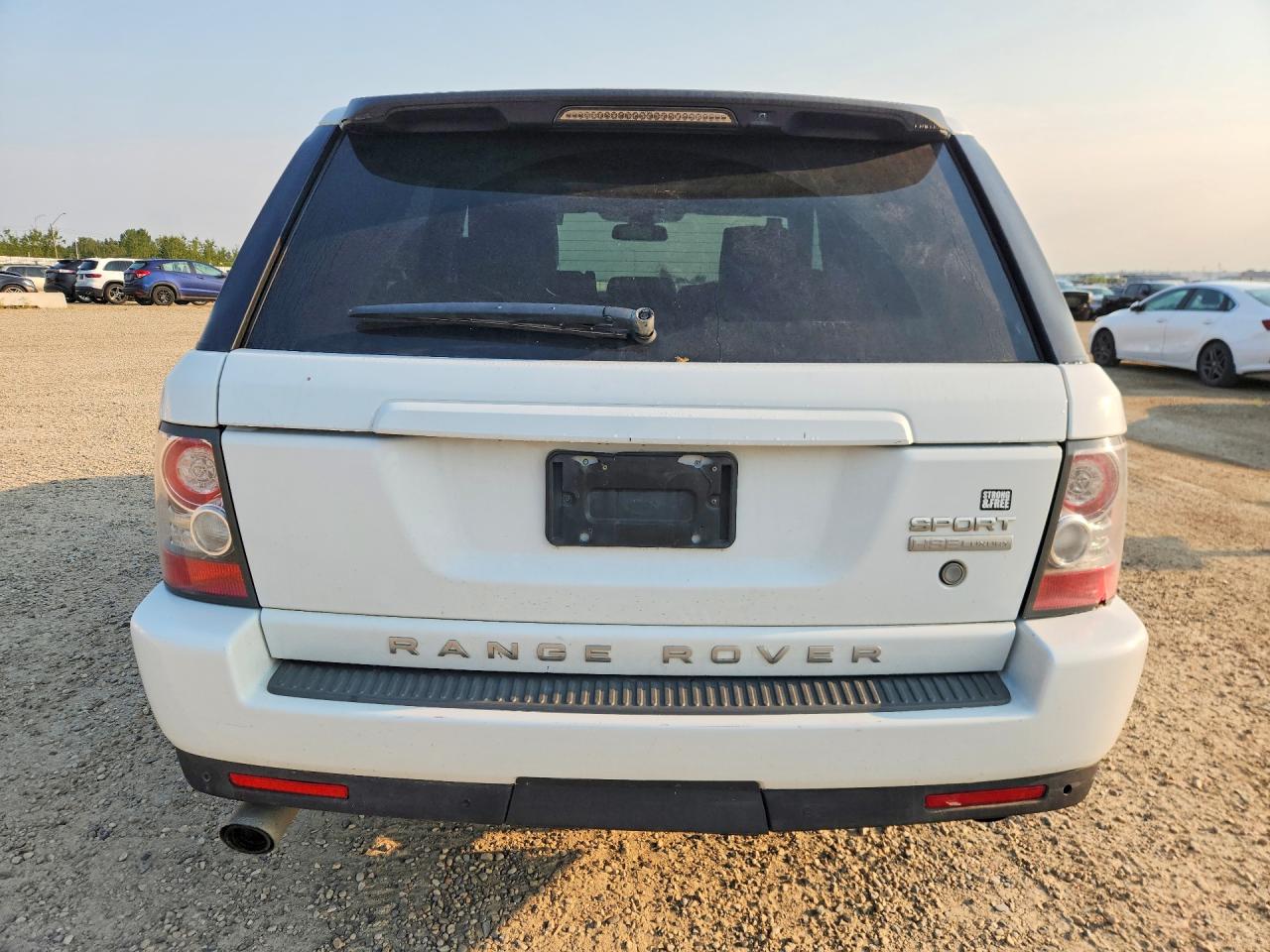 2011 Land Rover Range Rover Sport Lux White vin: SALSK2D48BA283149