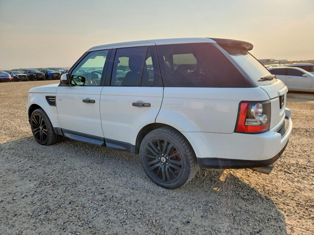 2011 Land Rover Range Rover Sport Lux White vin: SALSK2D48BA283149