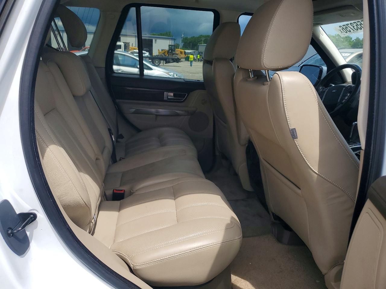 2012 Land Rover Range Rover Sport Hse Luxury White vin: SALSK2D48CA728233