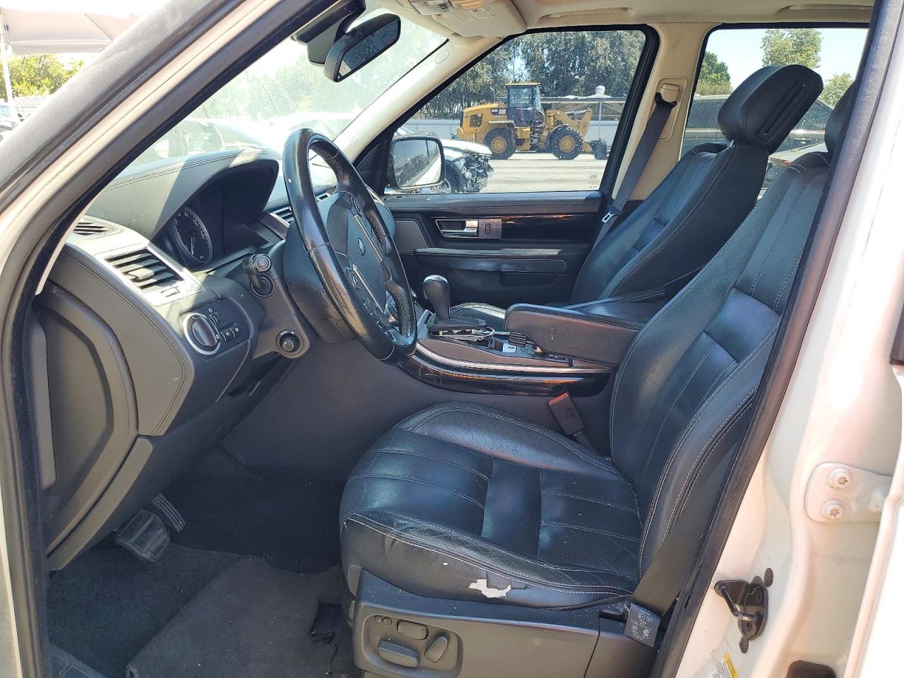 2010 Land Rover Range Rover Sport Lux White vin: SALSK2D49AA228269