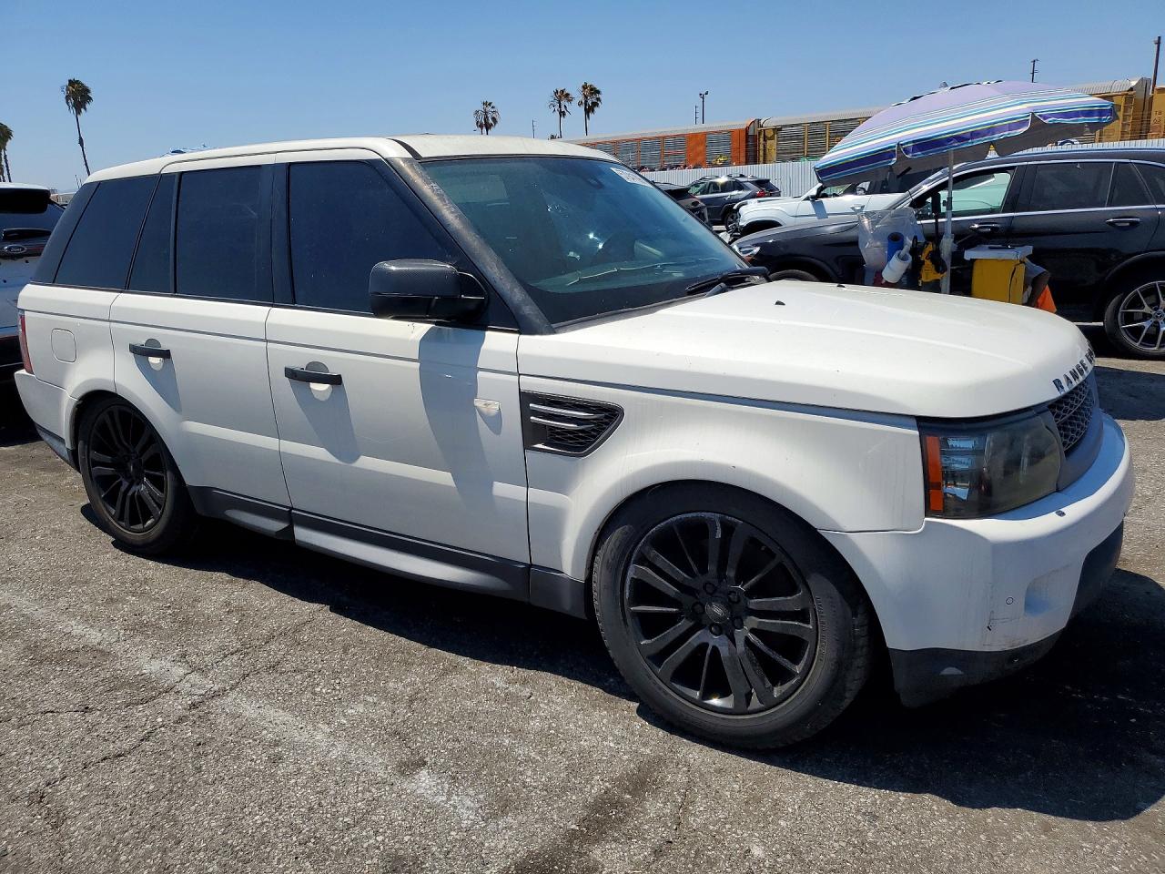 2010 Land Rover Range Rover Sport Lux White vin: SALSK2D49AA228269