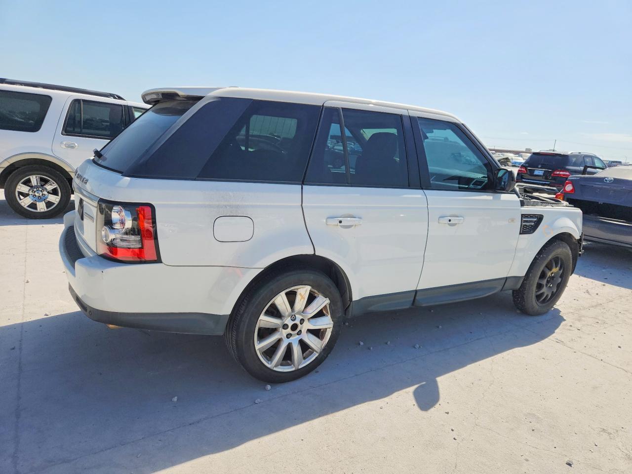 2013 Land Rover Range Rover Sport Hse Luxury White vin: SALSK2D49DA804544