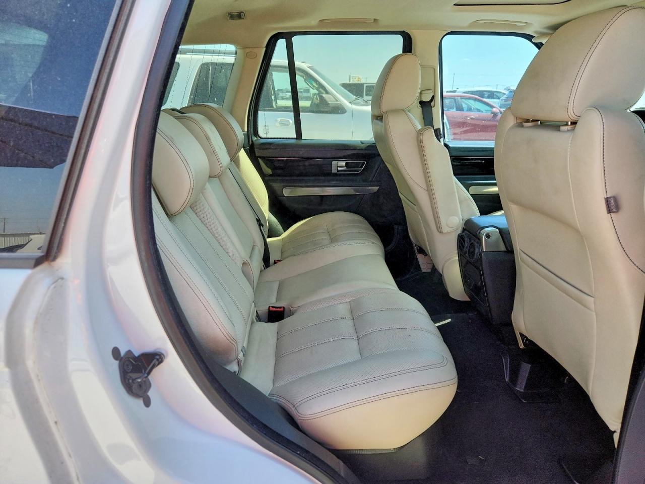 2013 Land Rover Range Rover Sport Hse Luxury White vin: SALSK2D49DA804544