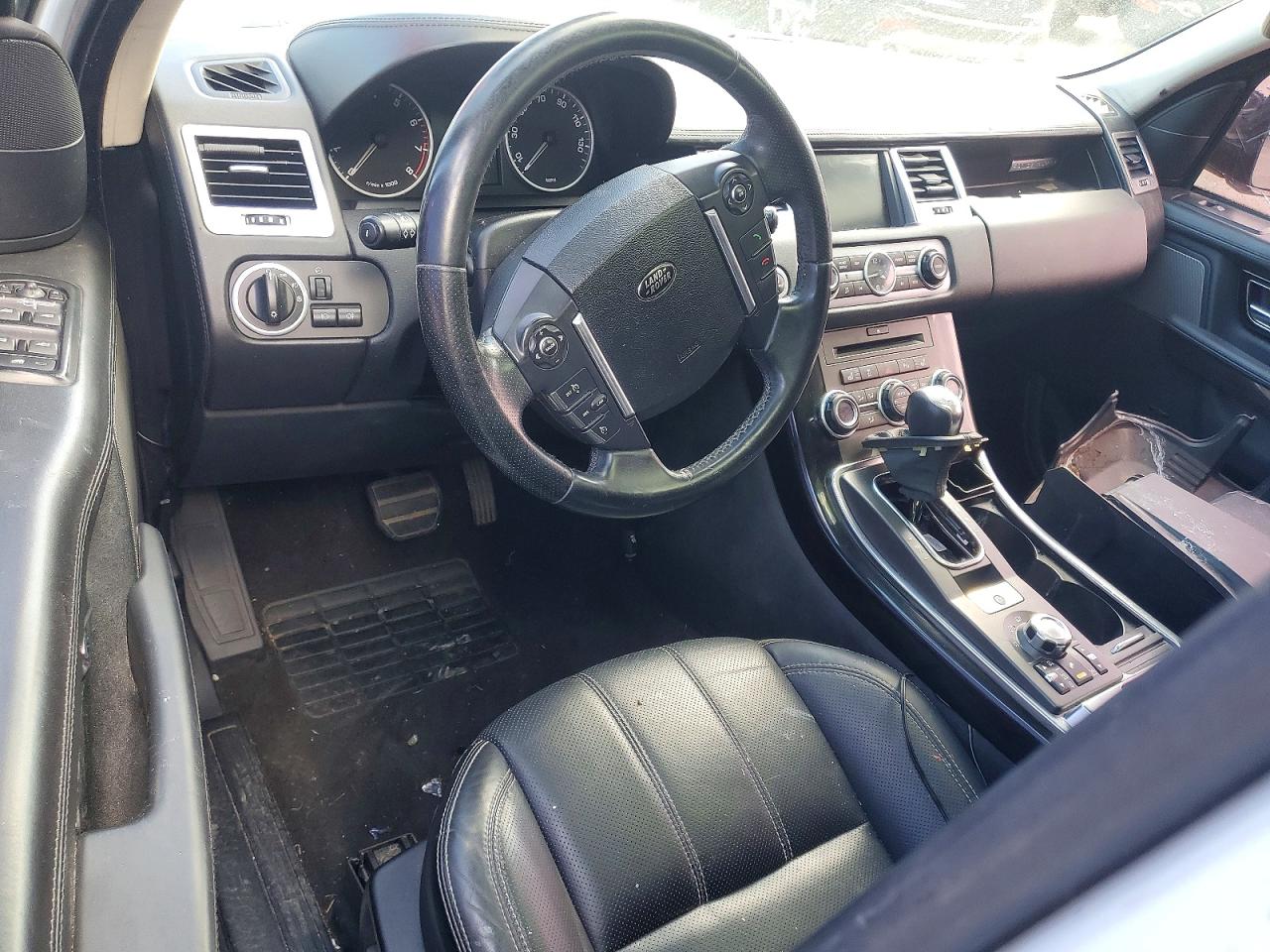 2011 Land Rover Range Rover Sport Lux White vin: SALSK2D4XBA296713