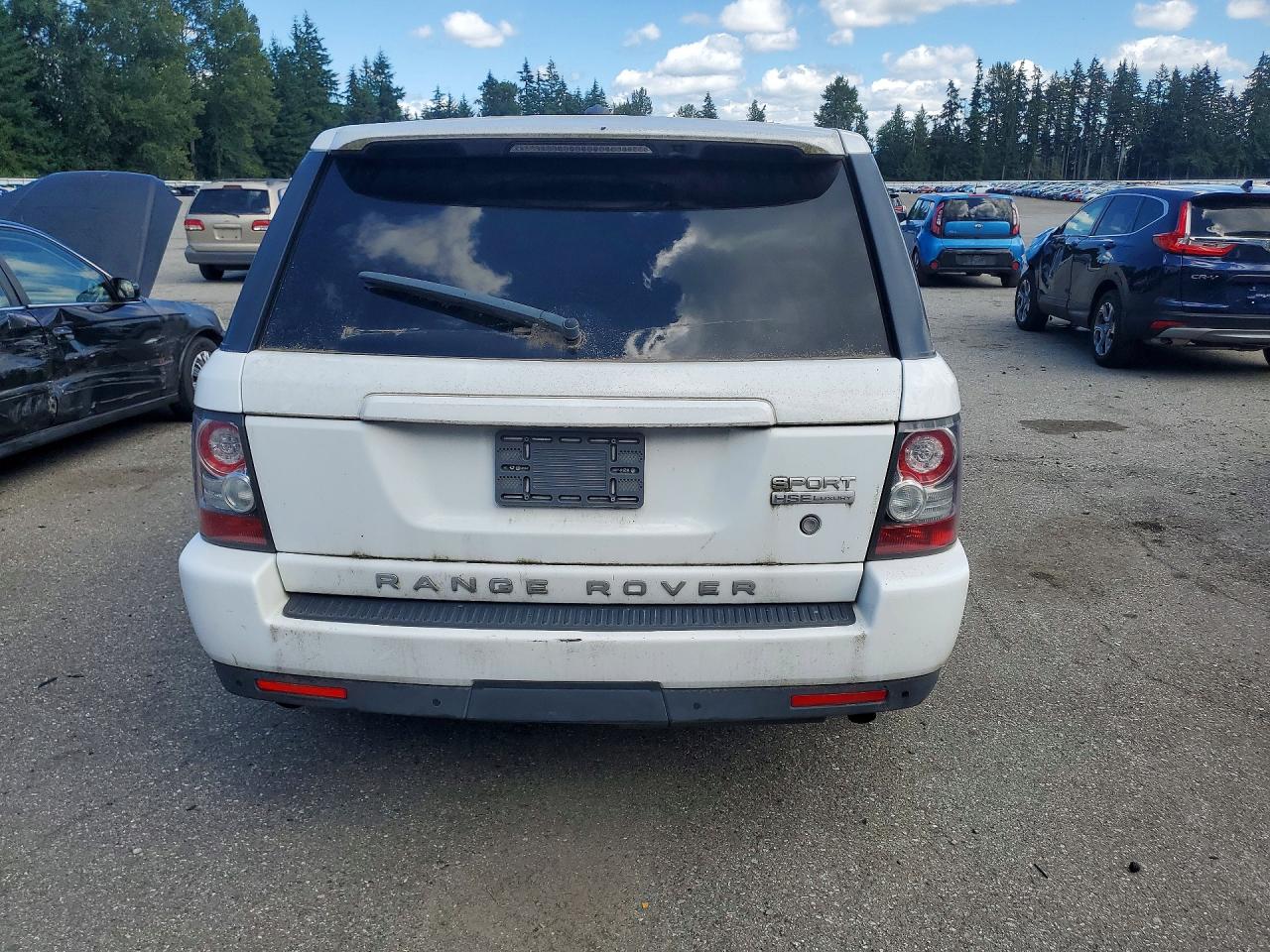 2011 Land Rover Range Rover Sport Lux White vin: SALSK2D4XBA296713