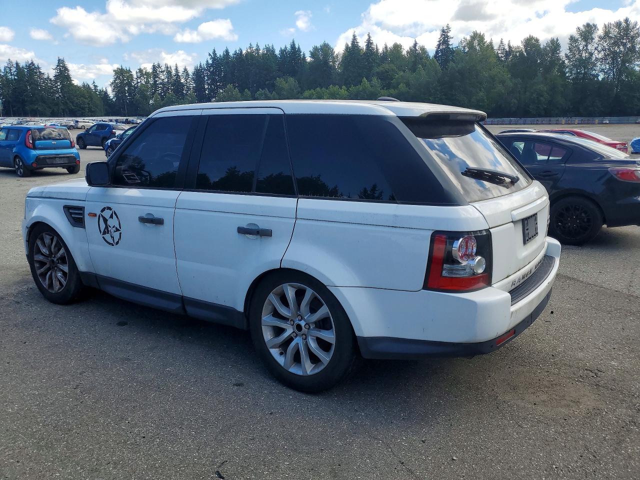2011 Land Rover Range Rover Sport Lux White vin: SALSK2D4XBA296713