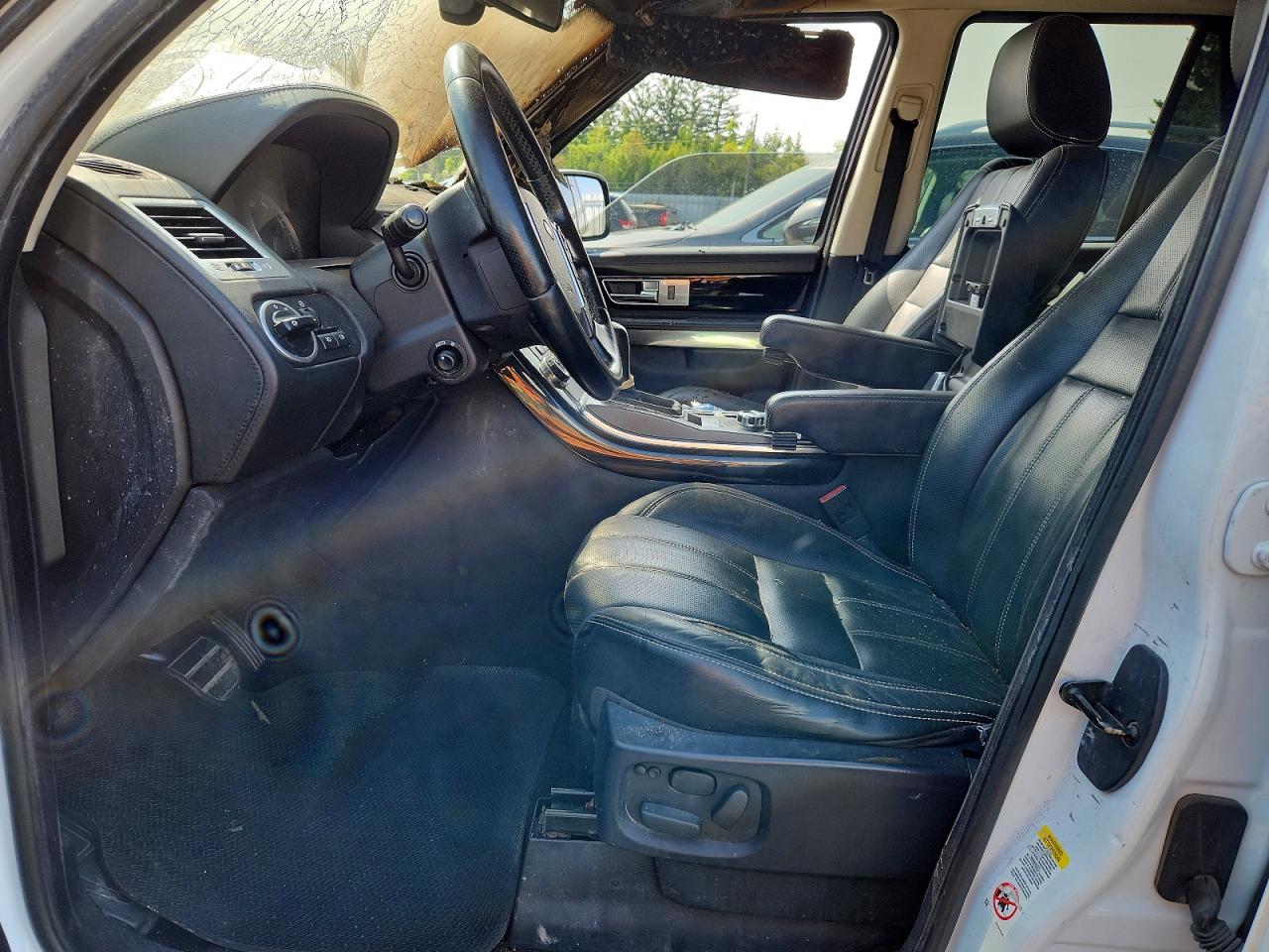 2011 Land Rover Range Rover Sport Lux Two Tone vin: SALSK2D4XBA708192