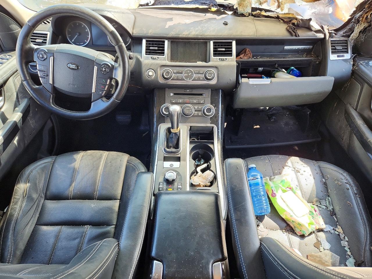 2011 Land Rover Range Rover Sport Lux Two Tone vin: SALSK2D4XBA708192