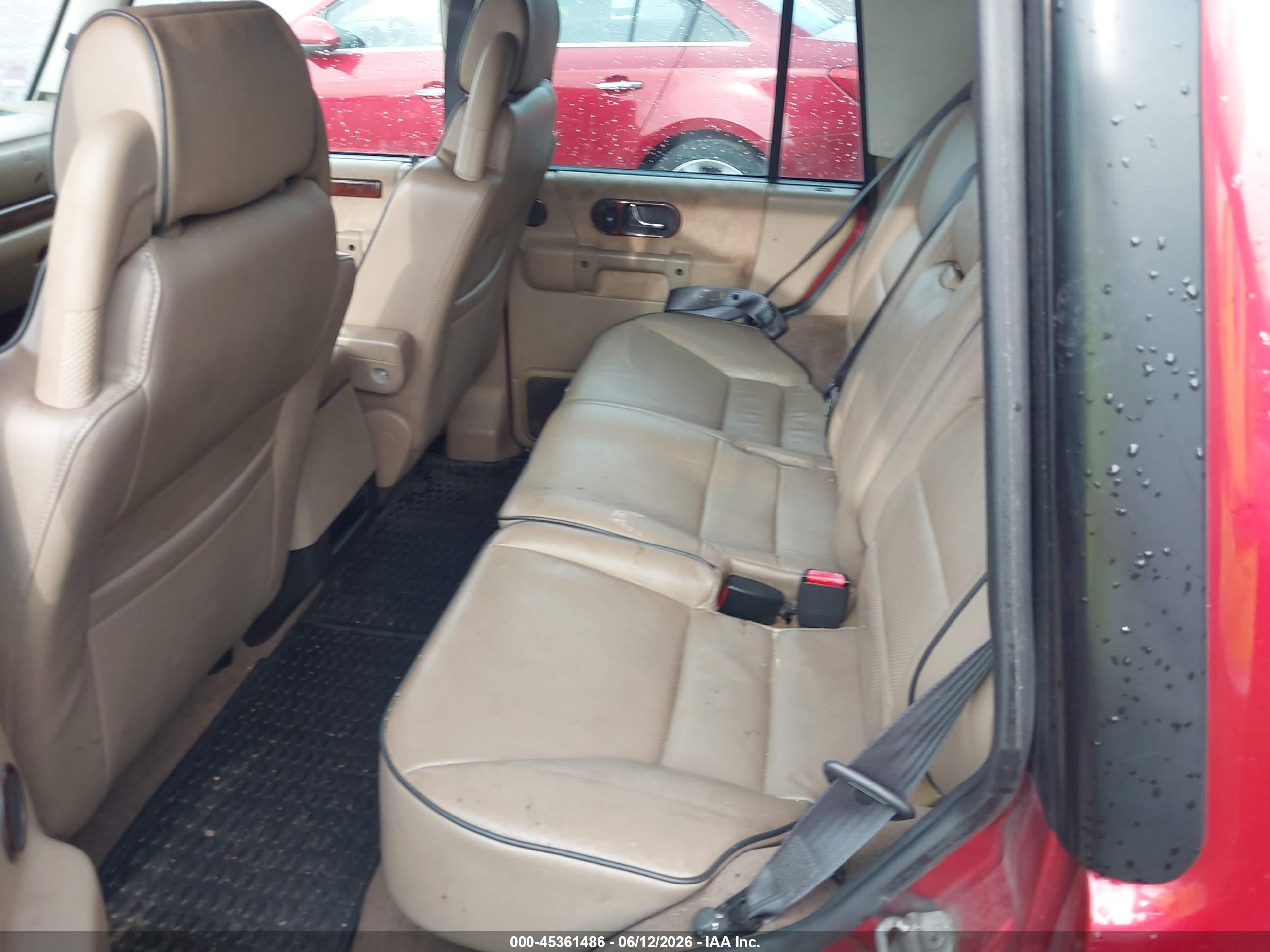 1999 Land Rover Discovery Series Ii Red vin: SALTY1240XA221042