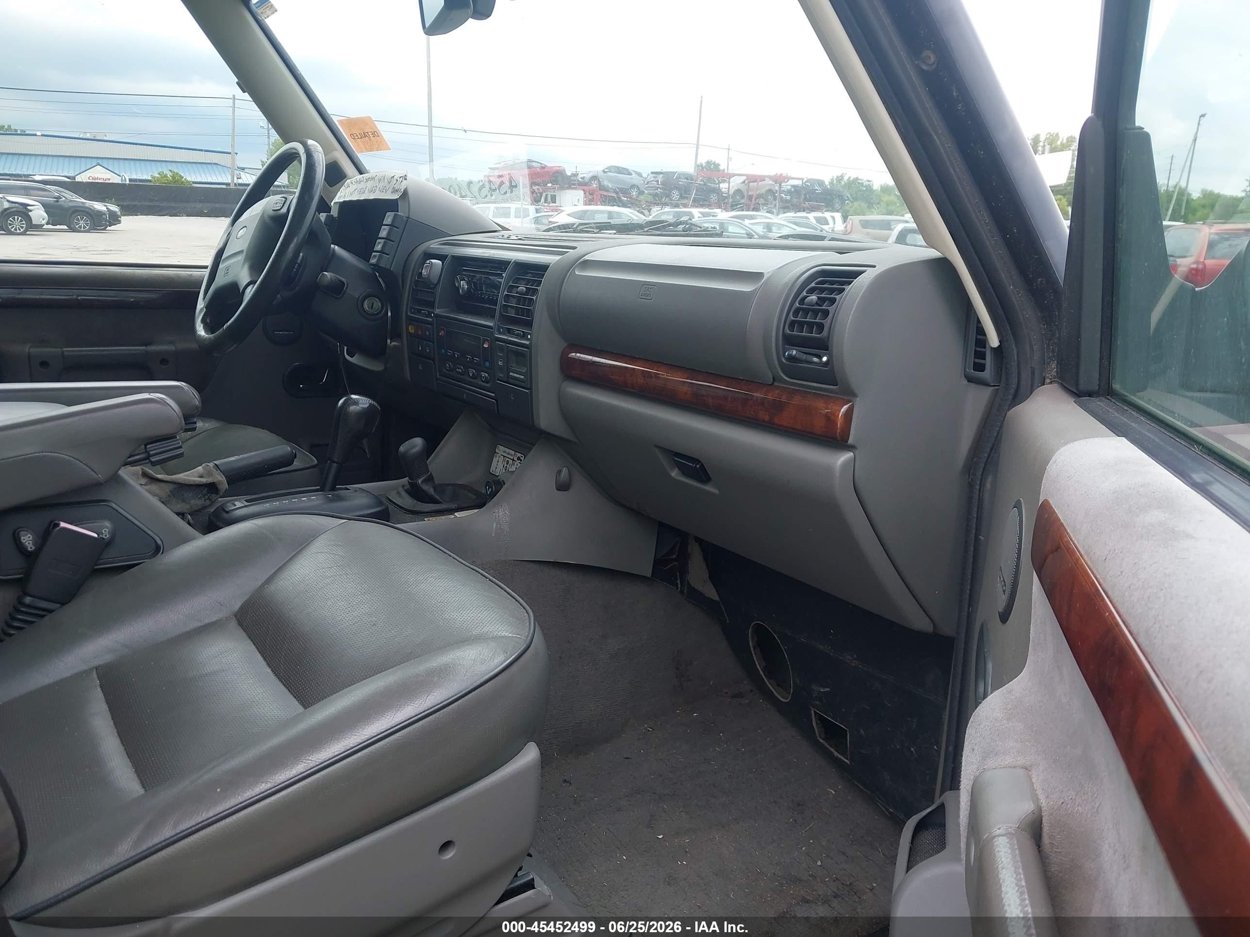 2000 Land Rover Discovery Series Ii Cloth/series Ii Leather Red vin: SALTY1246YA265578