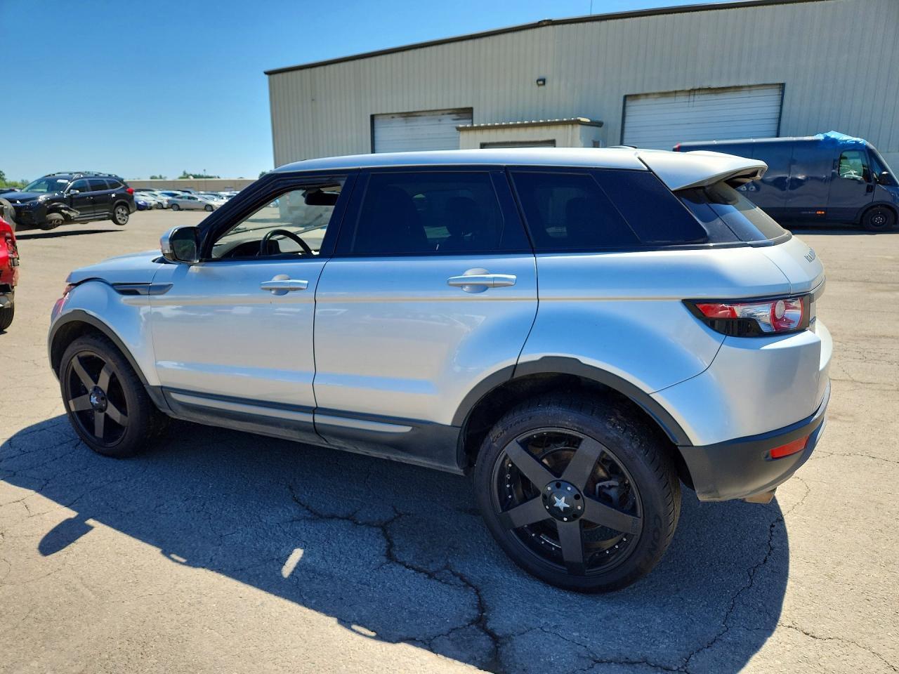 2013 Land Rover Range Rover Evoque Pure Silver vin: SALVN2BG0DH726664