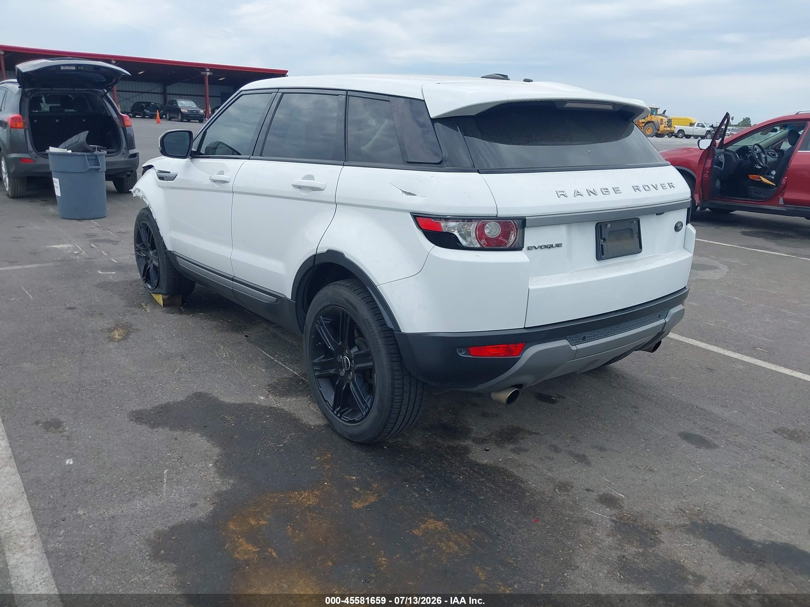 2013 Land Rover Range Rover Evoque Pure Белый vin: SALVN2BG0DH730018