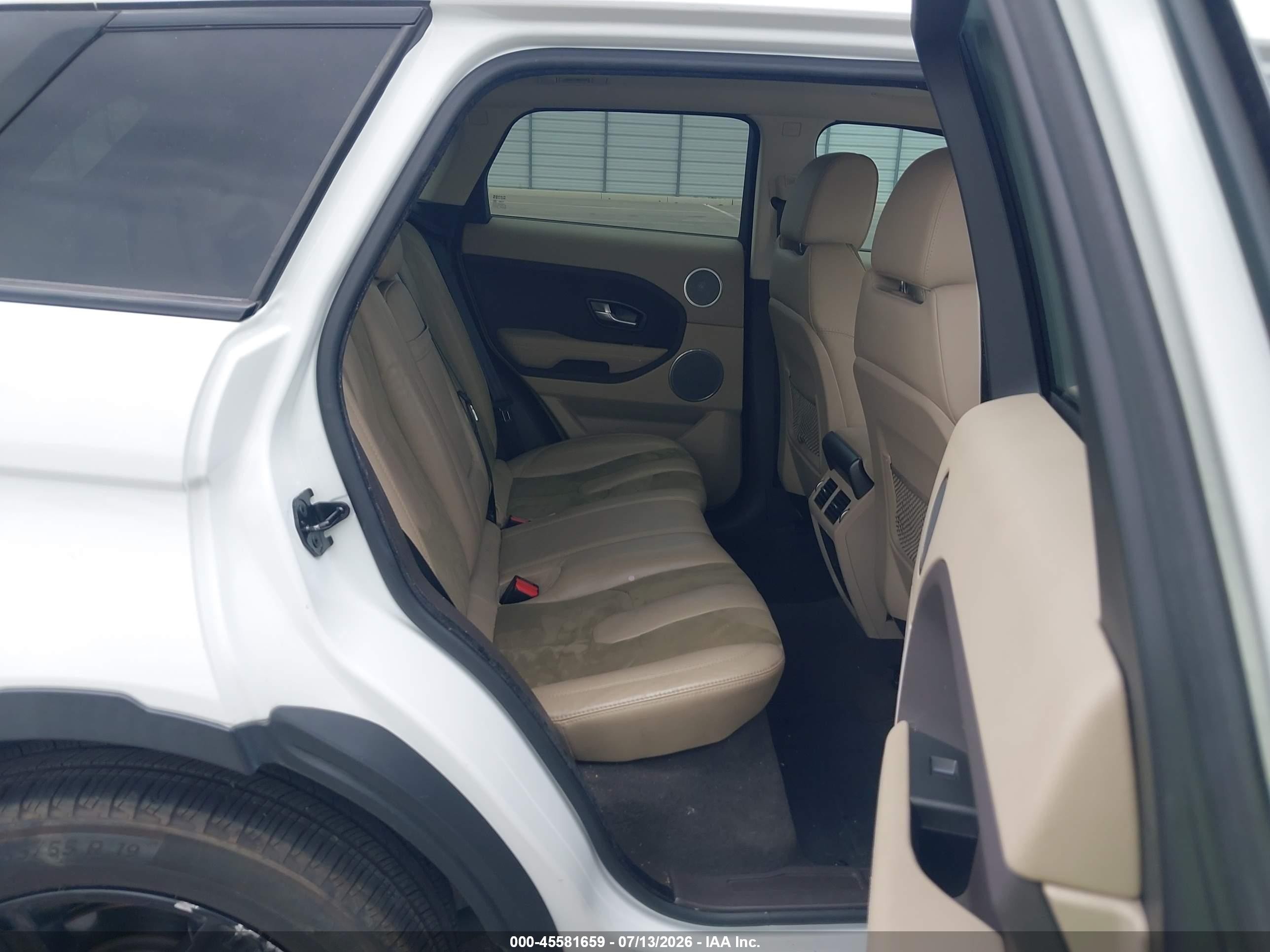 2013 Land Rover Range Rover Evoque Pure Белый vin: SALVN2BG0DH730018