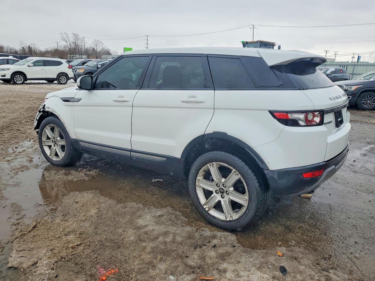 2013 Land Rover Range Rover Evoque Pure Белый vin: SALVN2BG1DH732909