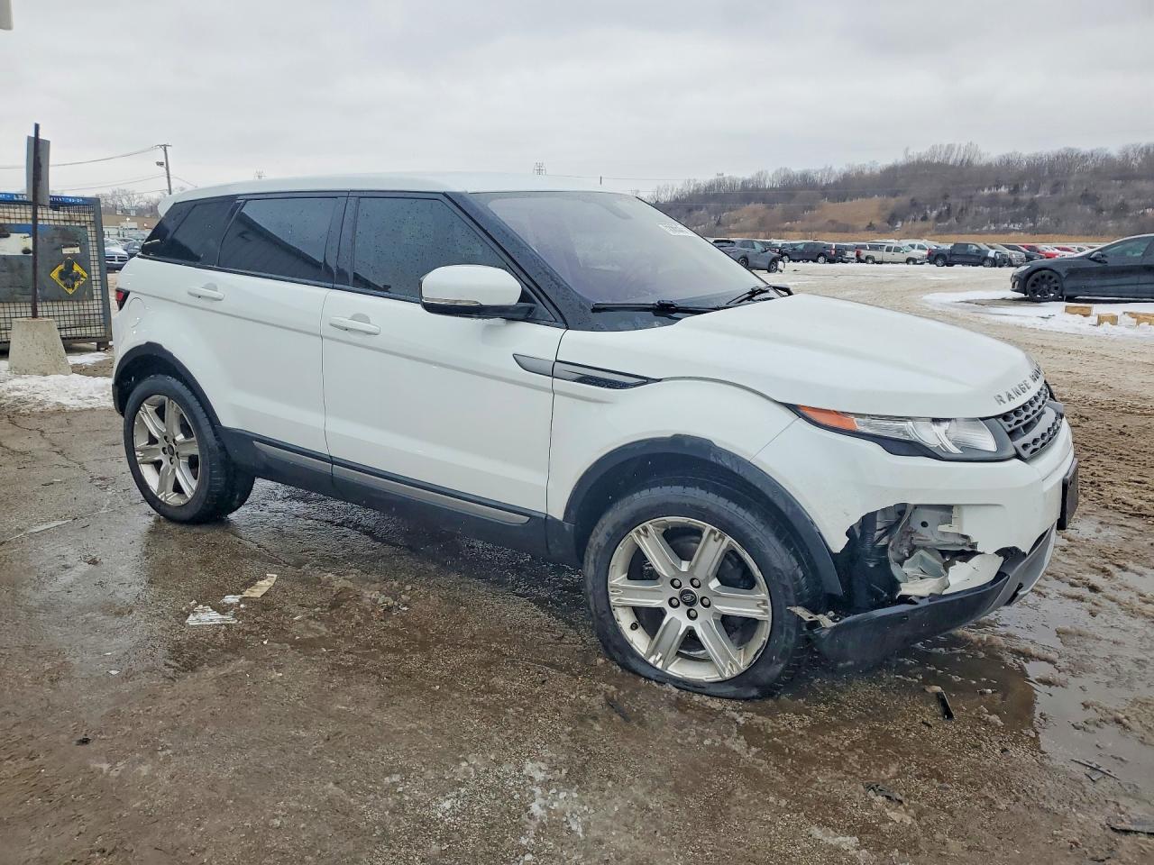 2013 Land Rover Range Rover Evoque Pure Белый vin: SALVN2BG1DH732909