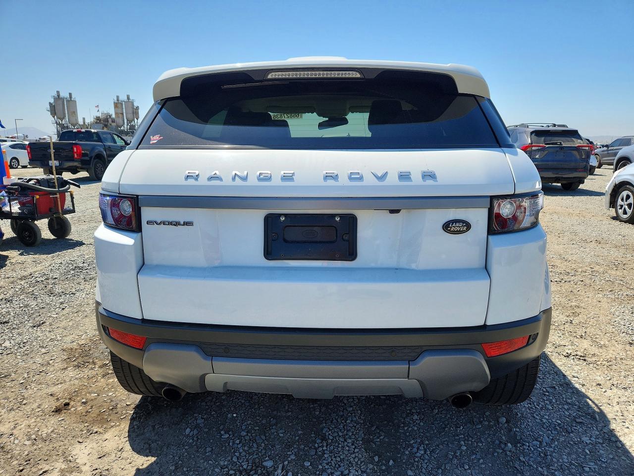 2015 Land Rover Range Rover Evoque Pure White vin: SALVN2BG1FH011234