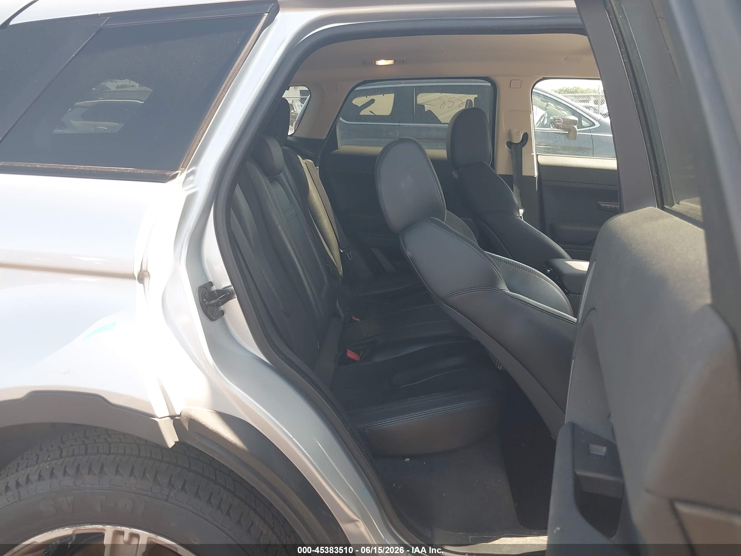 2013 Land Rover Range Rover Evoque Pure Silver vin: SALVN2BG3DH733950