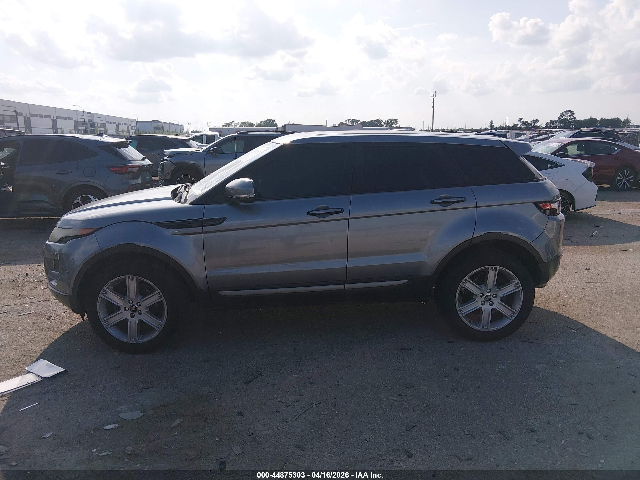2013 Land Rover Range Rover Evoque Pure Gray vin: SALVN2BG3DH799852