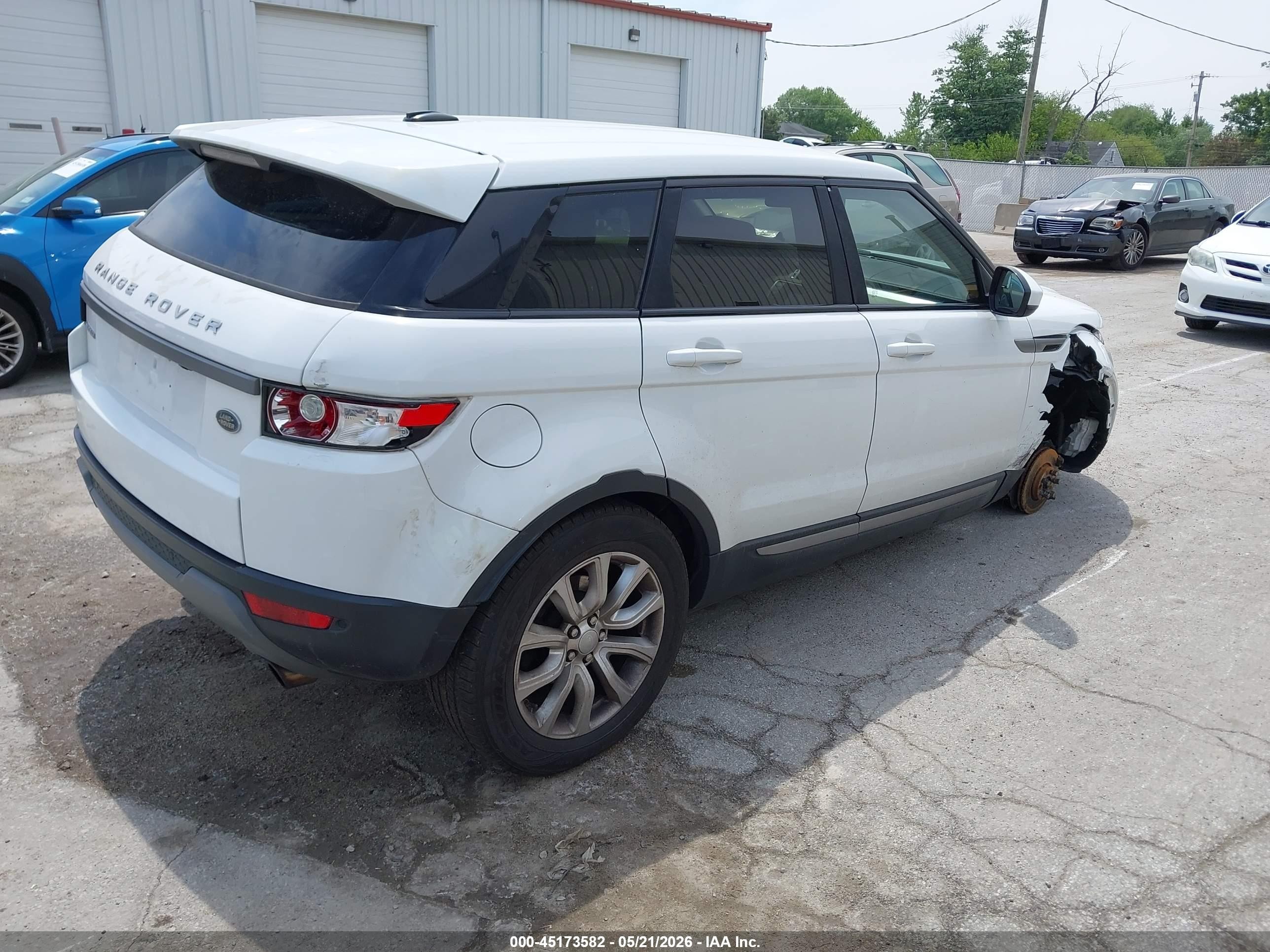 2015 Land Rover Range Rover Evoque Pure Белый vin: SALVN2BG4FH076546