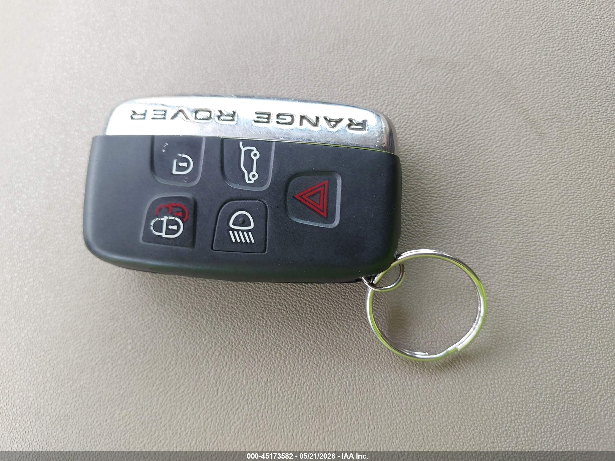 2015 Land Rover Range Rover Evoque Pure Белый vin: SALVN2BG4FH076546
