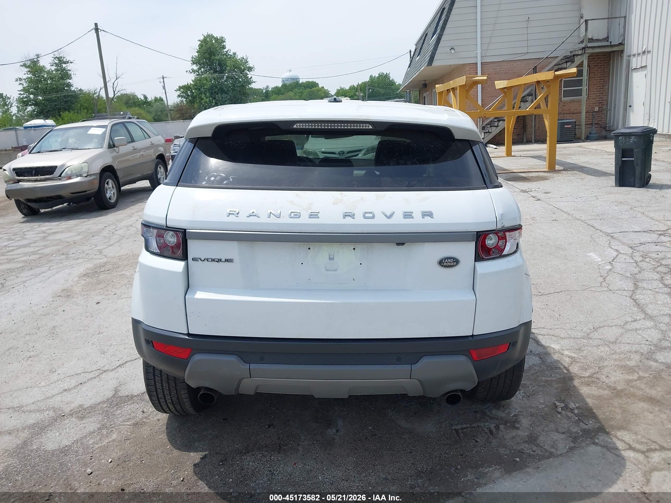 2015 Land Rover Range Rover Evoque Pure Белый vin: SALVN2BG4FH076546