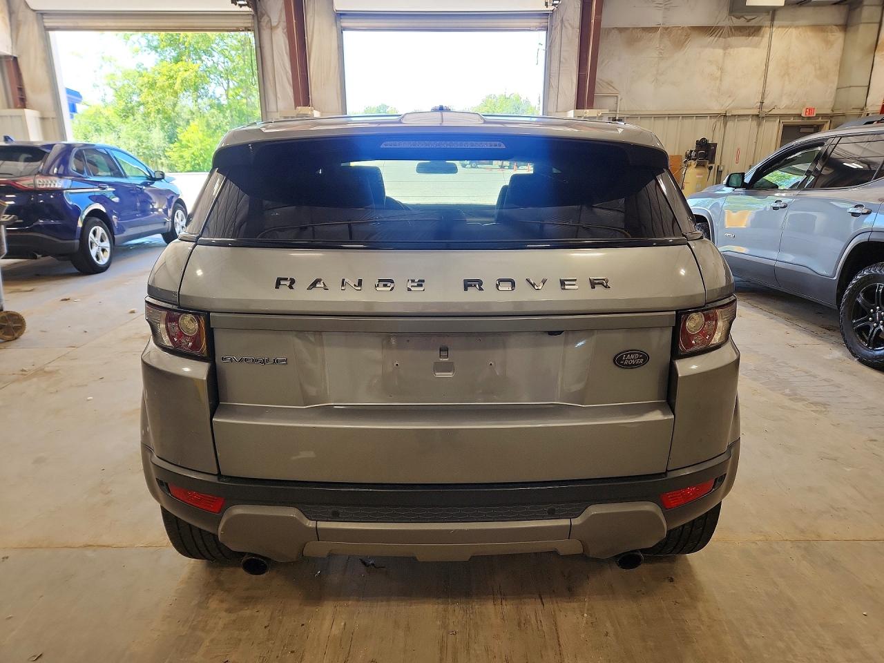 2013 Land Rover Range Rover Evoque Pure Серый vin: SALVN2BG5DH772152