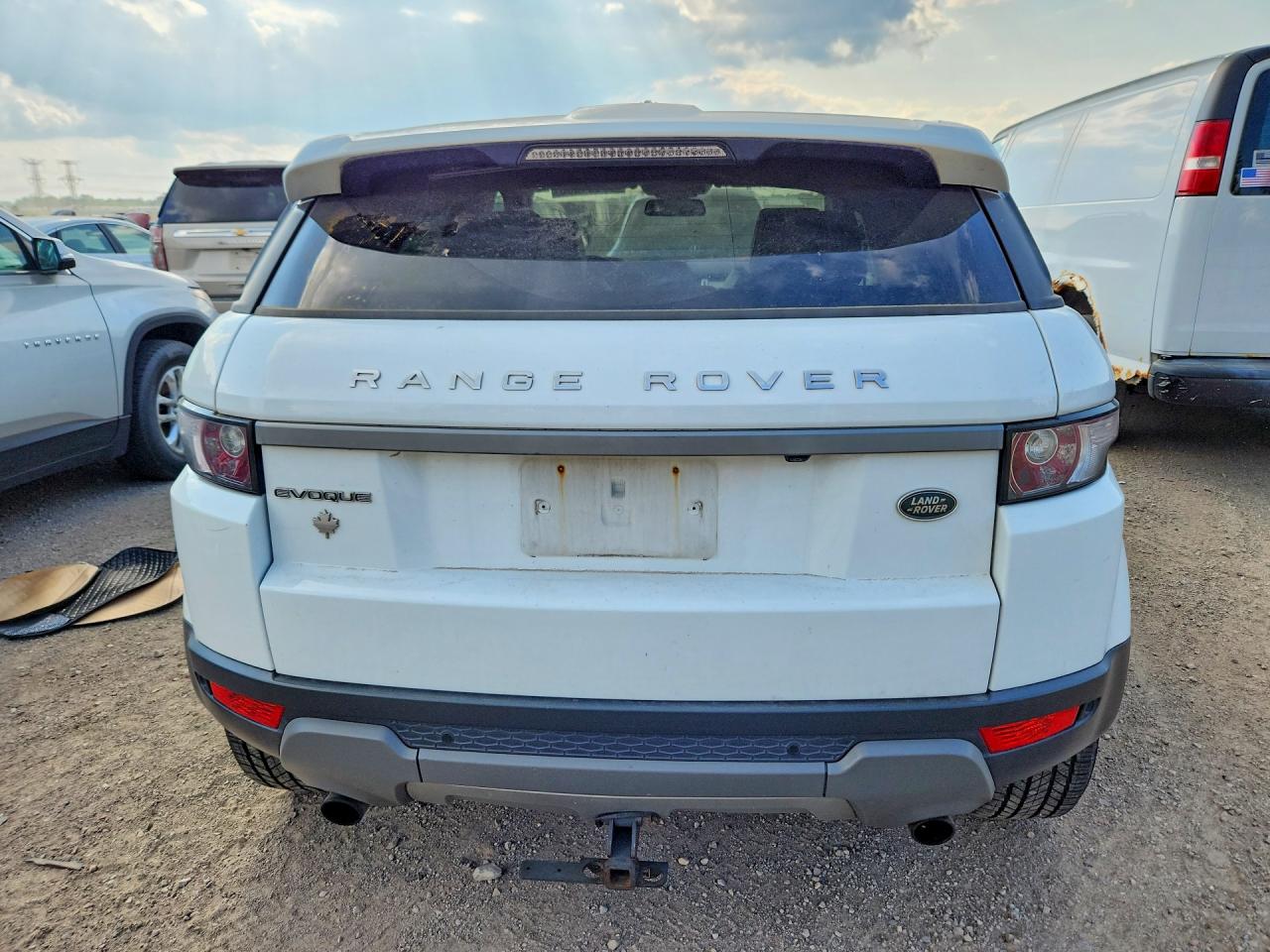 2015 Land Rover Range Rover Evoque Pure White vin: SALVN2BG5FH034418