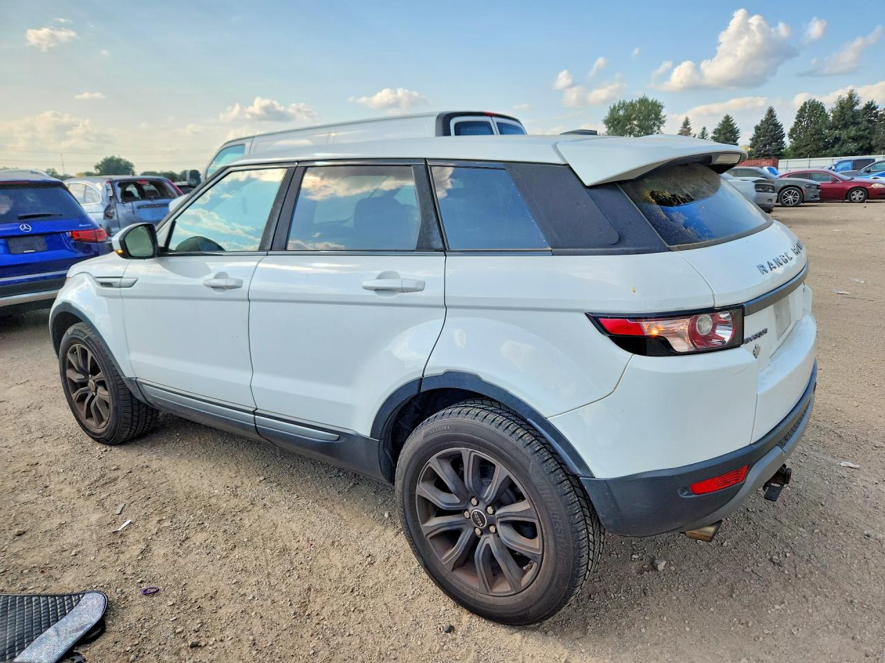 2015 Land Rover Range Rover Evoque Pure White vin: SALVN2BG5FH034418