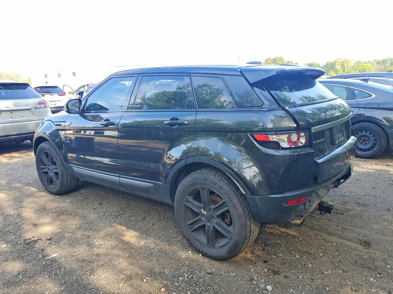 2013 Land Rover Range Rover Evoque Pure Black vin: SALVN2BG6DH826977
