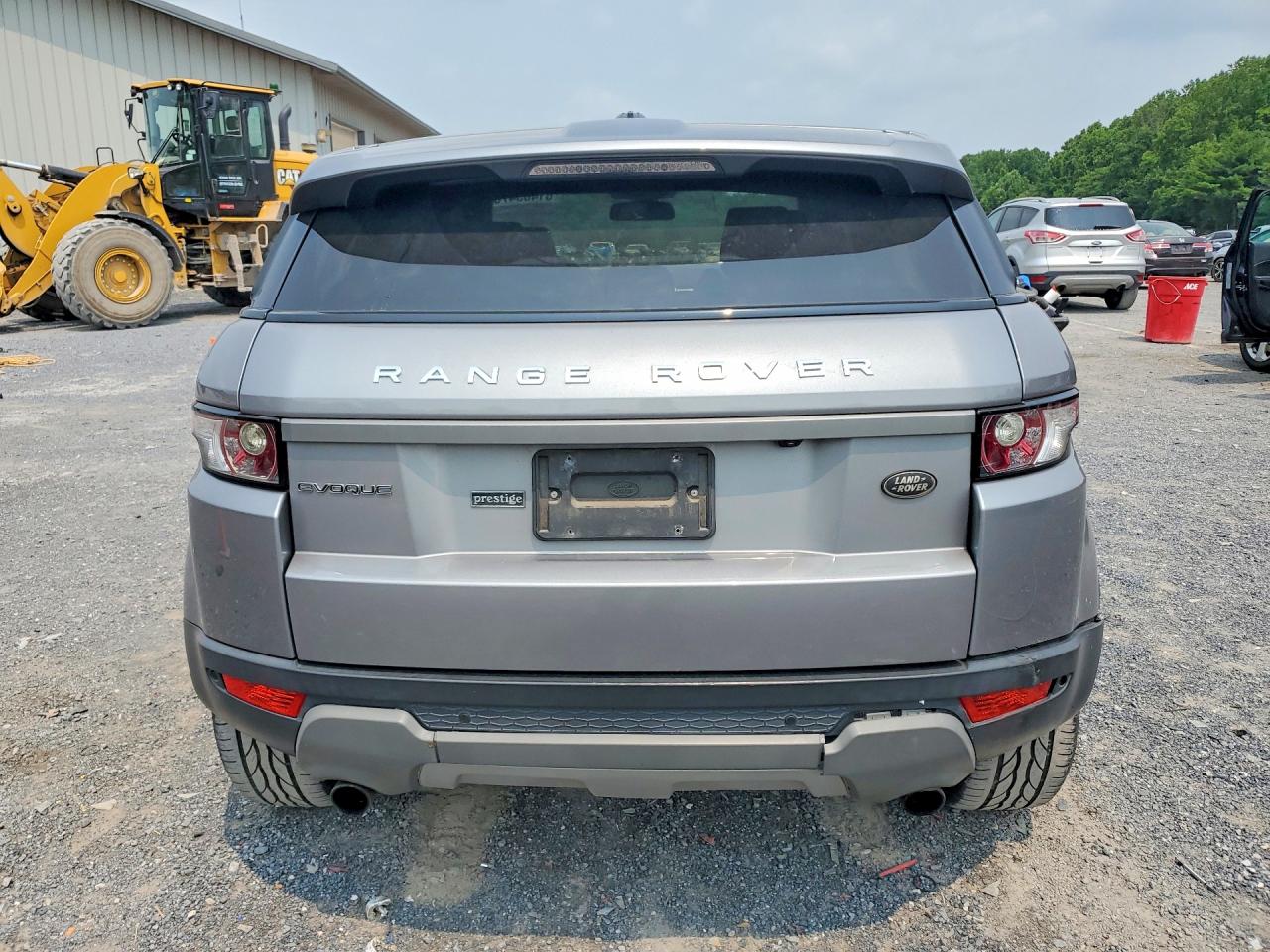 2013 Land Rover Range Rover Evoque Pure Silver vin: SALVN2BG7DH781919